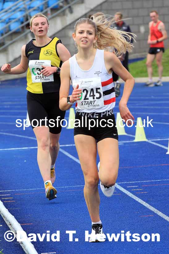 Senior womens 4 Stage Relay, 2022 Northern Road Relays, SportsCity, Manchester. Photo: David T. Hewitson/Sports for All Pics